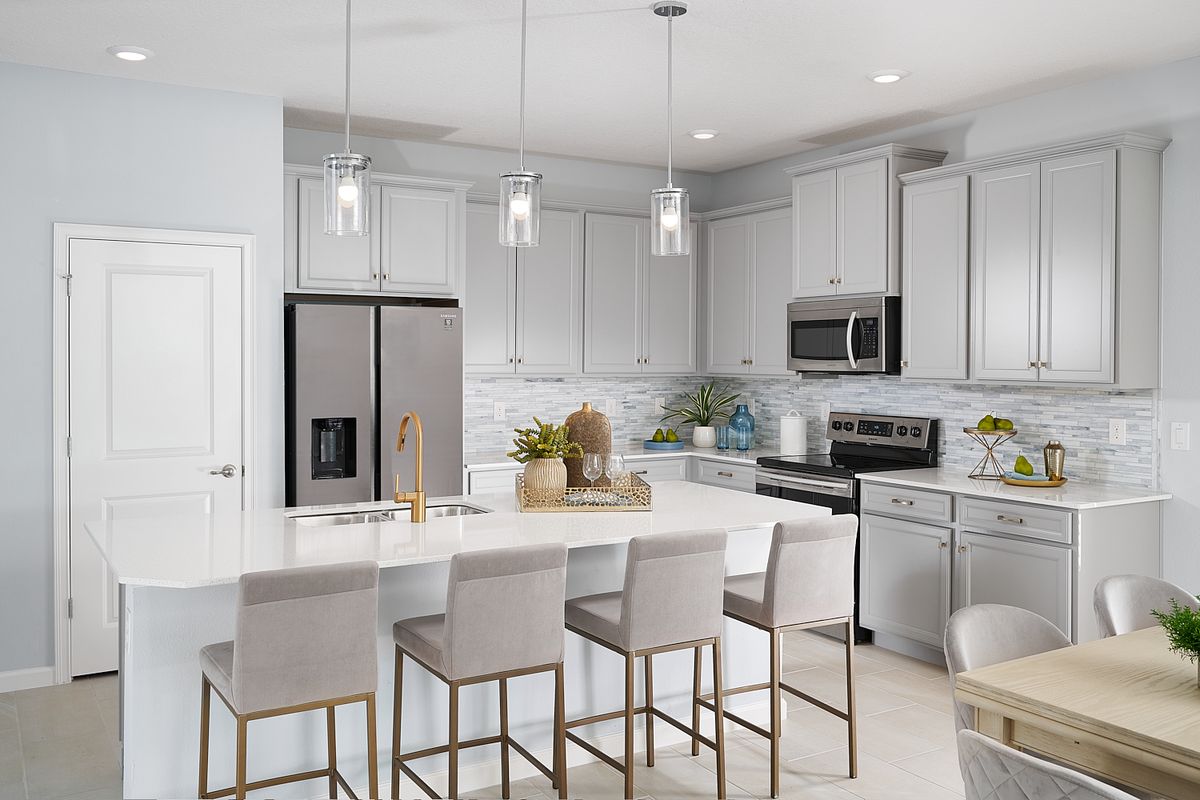 Margate II Kitchen. Zephyrhills, FL New Homes