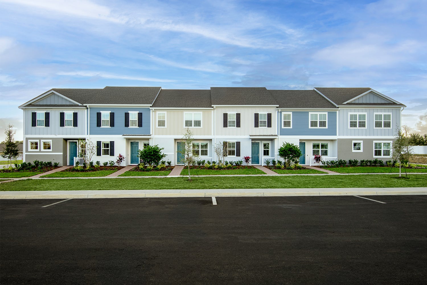 Emerson Park Townhome Exterior. Apopka, FL New Homes