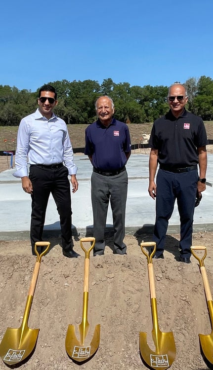 HeroHome2002_Groundbreaking.
