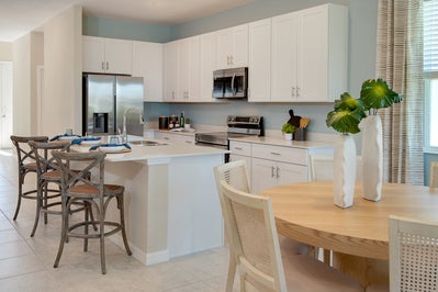 Spirit Kitchen. Liberty Station New Homes in Orange City, FL