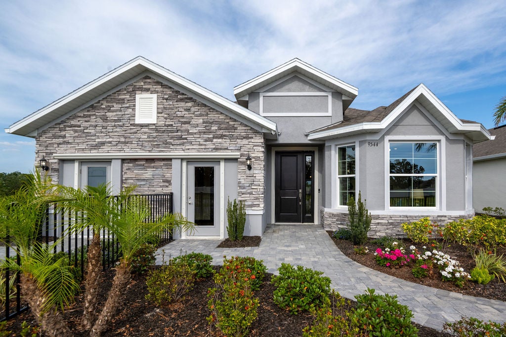 Hampton II Brighton. Leela Reserve New Homes in Tavares, FL